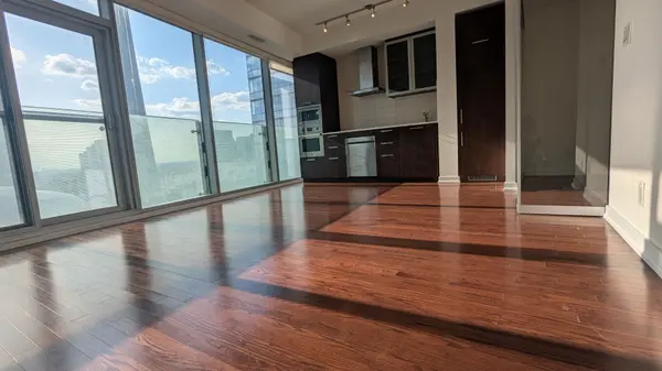 14 York ST #3306, Toronto C01, ON M5J 0B1