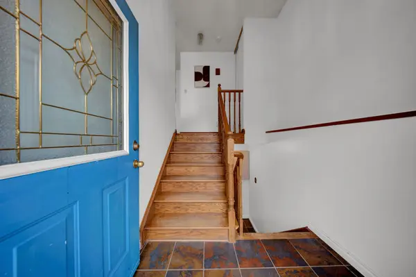 2 Fairbairn CT, Clarington, ON L1C 4K9