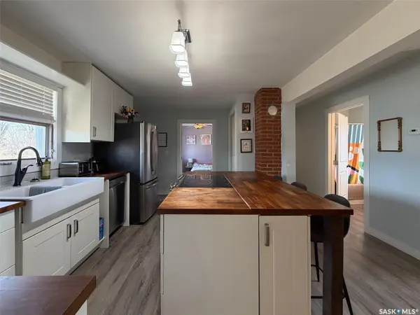 442 Front STREET W, Eastend, SK S0N 0T0