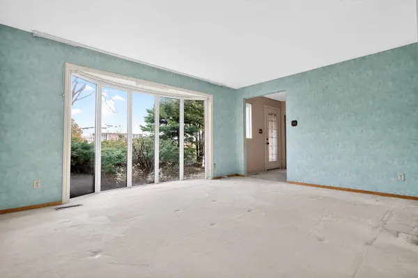 3626 Fieldgate DR, Mississauga, ON L4X 2J7