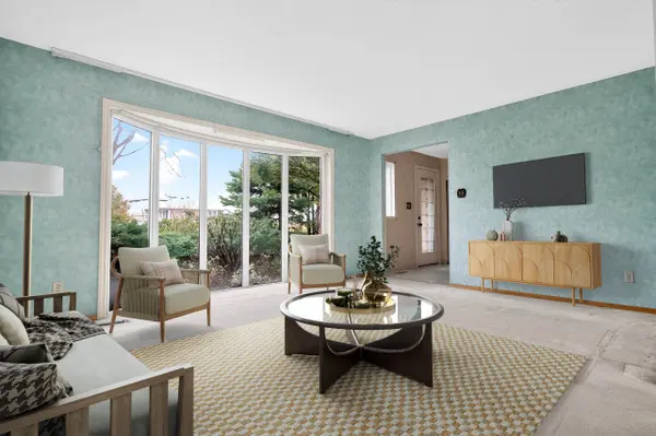 3626 Fieldgate DR, Mississauga, ON L4X 2J7