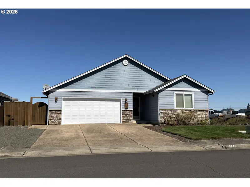 326 AUBURN LN, Creswell, OR 97426
