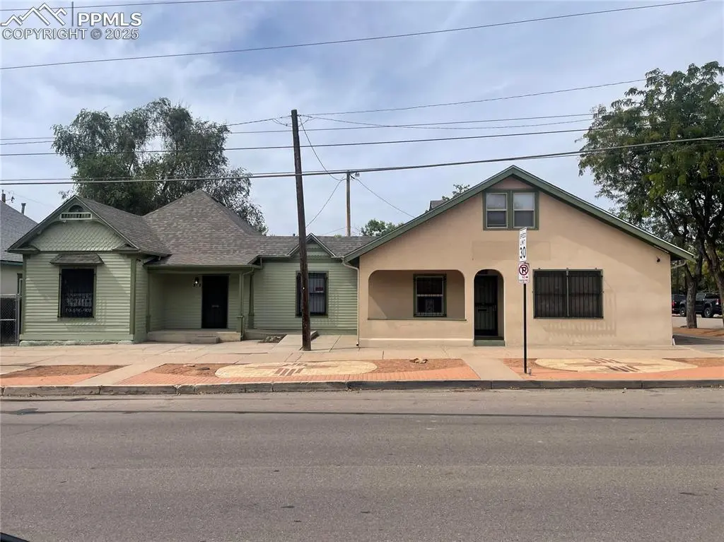 825 Greenwood ST, Pueblo, CO 81003