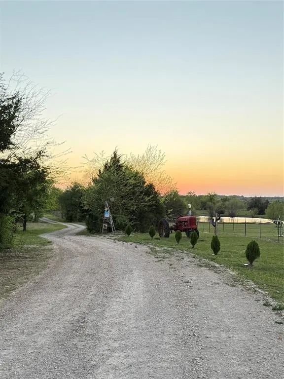 1780 County Road 4109, Campbell, TX 75422