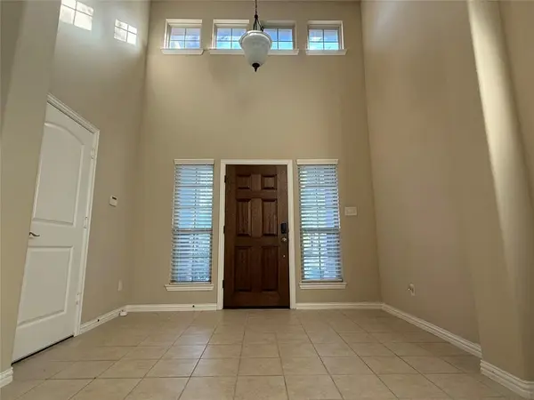 309 Sir Brine Drive, Lewisville, TX 75056