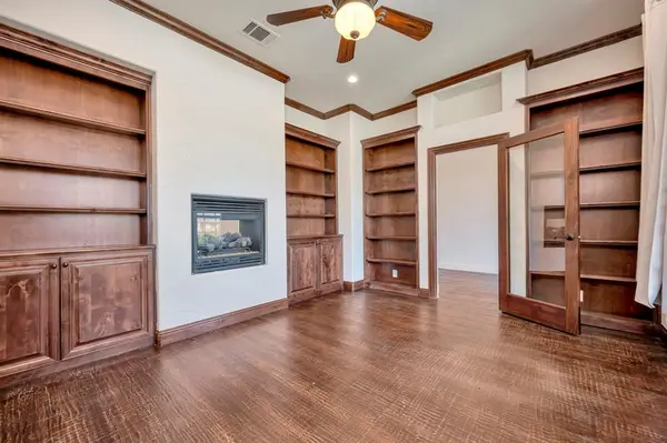 1120 Claire Street, Lantana, TX 76226