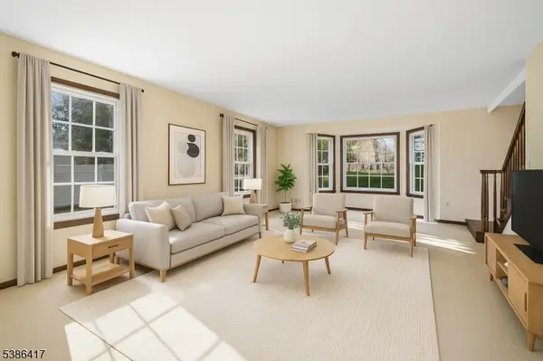 4 Westminster Dr, Clinton Twp., NJ 08801