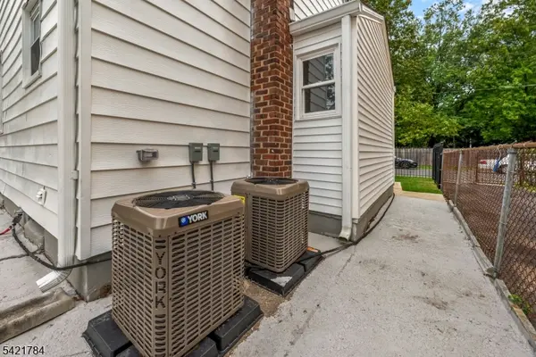 510 Halsted St, East Orange City, NJ 07018