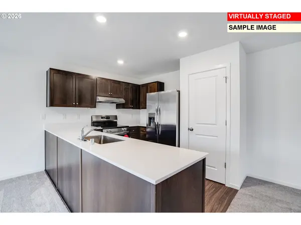 5738 Bainbridge RD, Eugene, OR 97402