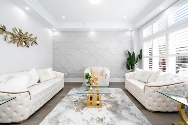 50 Appleyard AVE, Vaughan, ON L4H 4N3