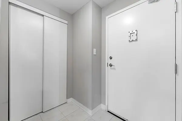 300 Essa RD #603, Barrie, ON L4N 9Y4