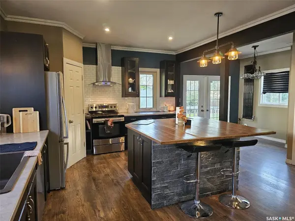 608 Walsh AVENUE, Oxbow, SK S0C 2B0