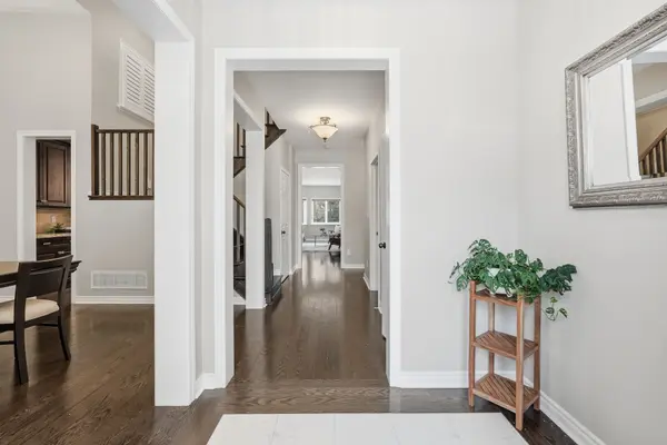 290 Eaton ST, Halton Hills, ON L7G 6N8