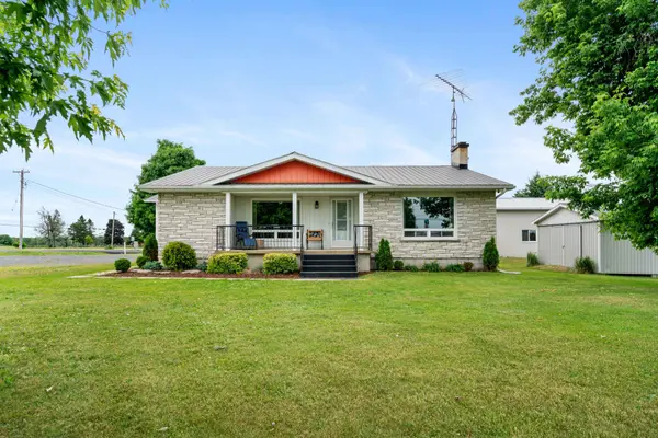 20330 Lochiel RD, North Glengarry, ON K0C 1A0