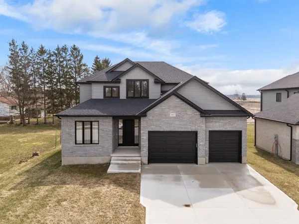 163 Mcleod ST, North Middlesex, ON N0M 2K0