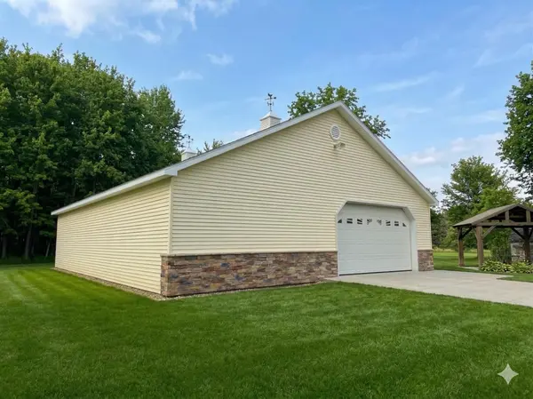 562 Lagrant RD, Mason Twp, MI 48766
