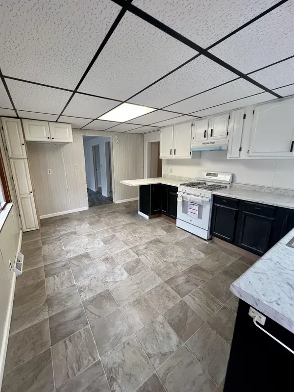 526 Hannah AVE, Alma, MI 48801