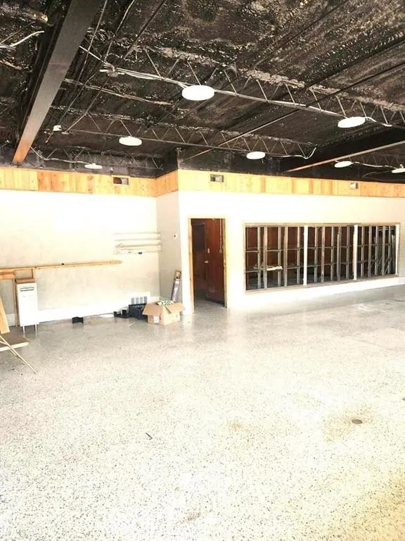 1009 N Bowen Road, Arlington, TX 76012