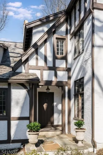 69 Stewart Rd, Essex Fells Twp., NJ 07021