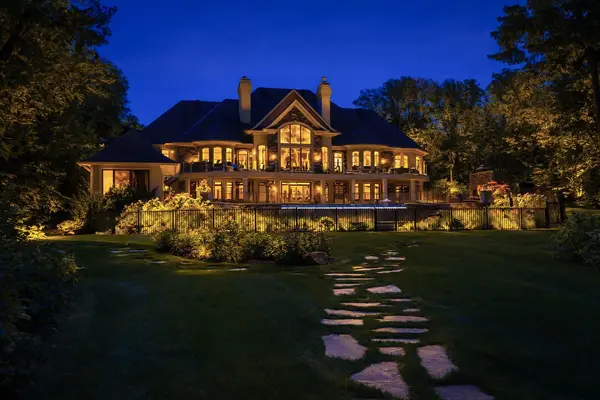 1562 Ladywood WAY, Innisfil, ON L9S 2T7