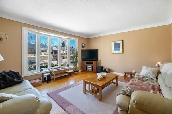 251 Codrington ST, Barrie, ON L4M 1S6