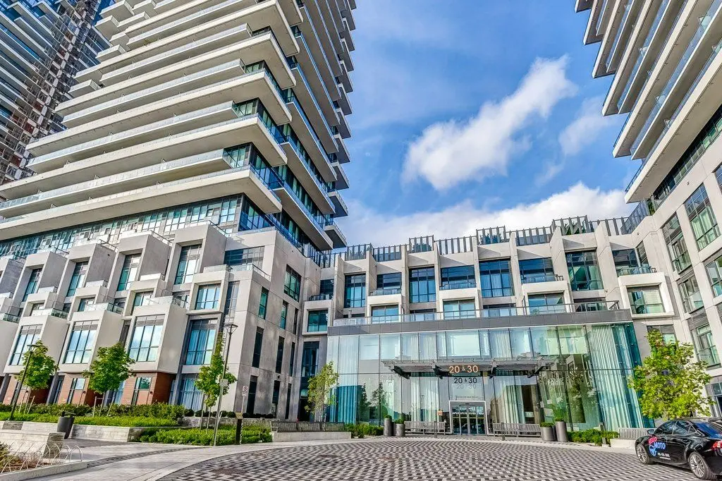 20 Inn On The Park DR #543, Toronto C13, ON M3C 0P8