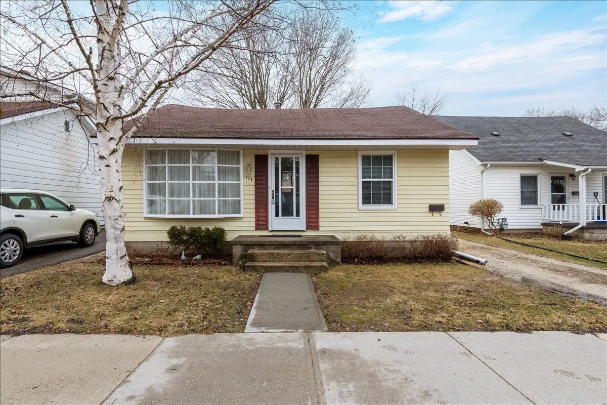 108 Eighth ST, Collingwood, ON L9Y 2C5