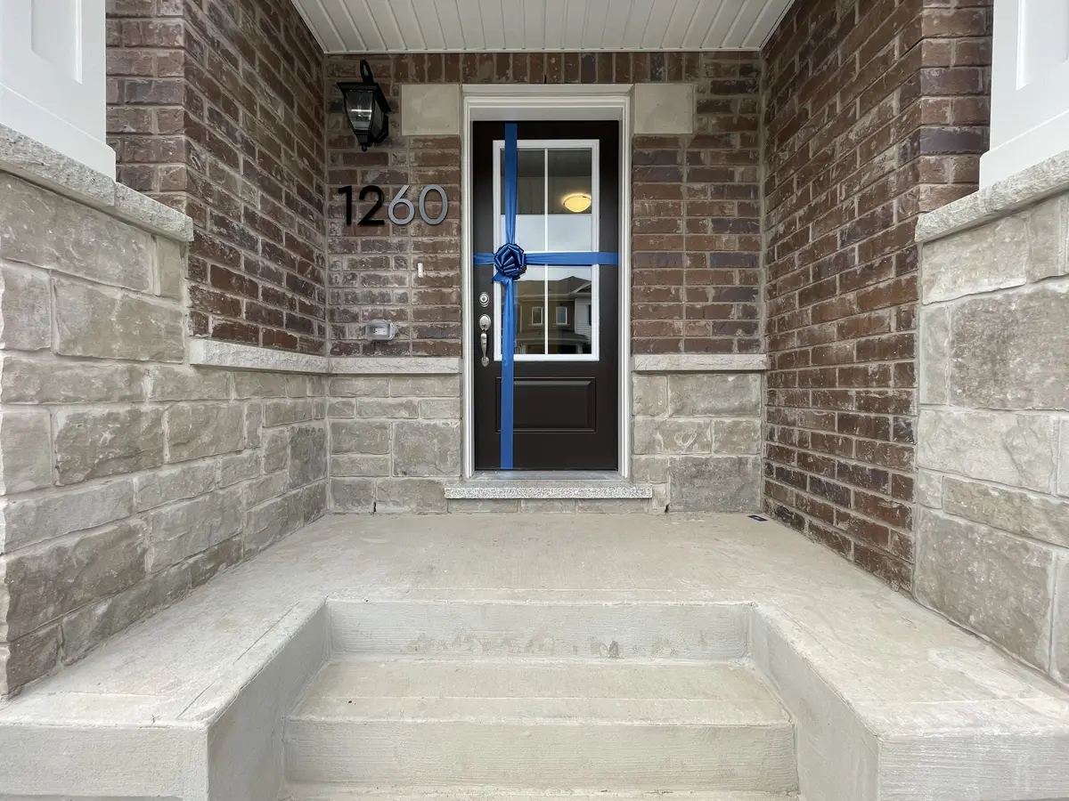 1260 Wintergreen PL, Milton, ON L9E 1S3