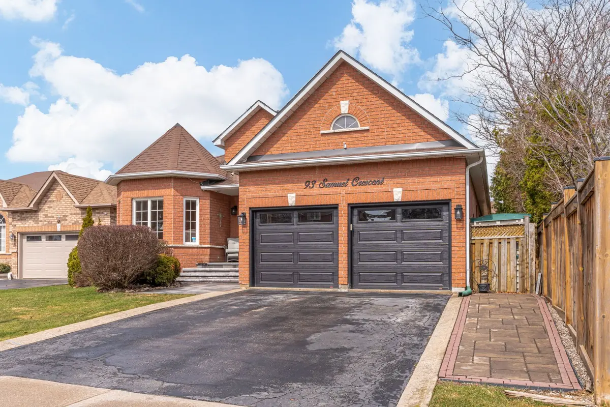 93 Samuel CRES, Halton Hills, ON L7G 5J3