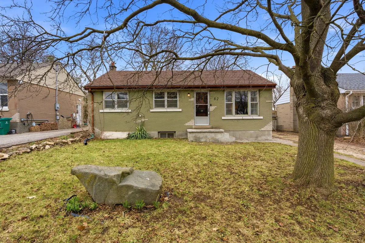 82 Glenview AVE, Cambridge, ON N1R 2W2