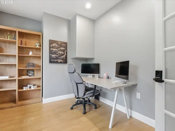 195 ROCKWOOD RD, Kalama, WA 98625