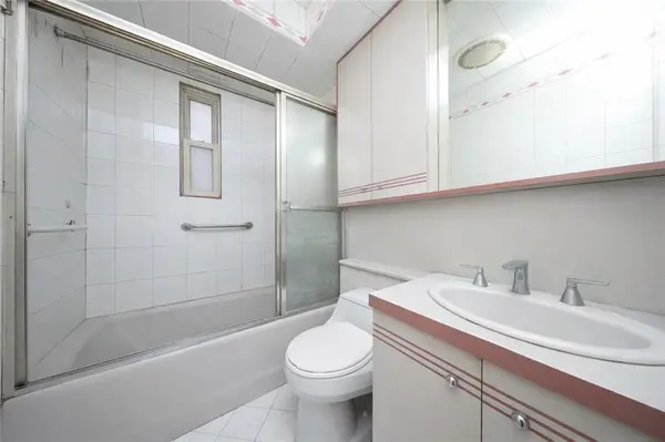 154 Bay 32nd ST, Brooklyn, NY 11214