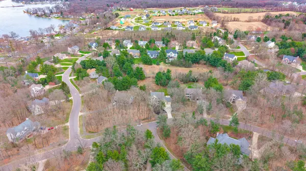 8149 Barony PT, Texas Twp, MI 49071