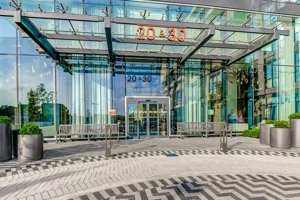 20 Inn On The Park DR #543, Toronto C13, ON M3C 0P8