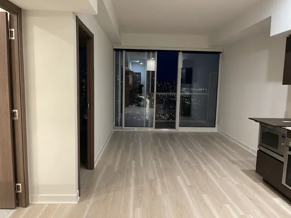 17 Bathurst ST #3611, Toronto C01, ON M5V 0N1