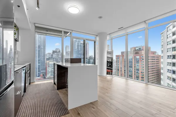 75 St Nicholas ST #1804, Toronto C01, ON M4Y 0A5