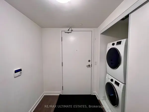 195 Redpath AVE #3016, Toronto C10, ON M4P 0E4