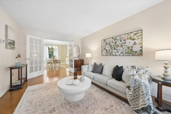 1674 Heathside CRES, Pickering, ON L1V 5V6