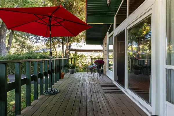 67 Lake AVE, Ramara, ON L0K 1B0