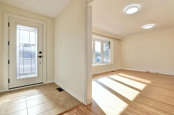 2617 Cushing RD, Mississauga, ON L5H 1X4