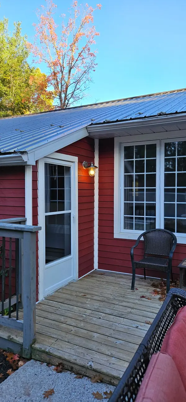 10175 Highway 41 HWY, Addington Highlands, ON K0H 1Z0