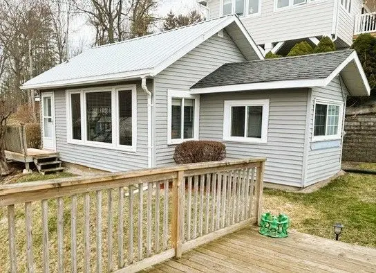 49225 Blair , R. R. 2 DR, Malahide, ON N5H 2R2