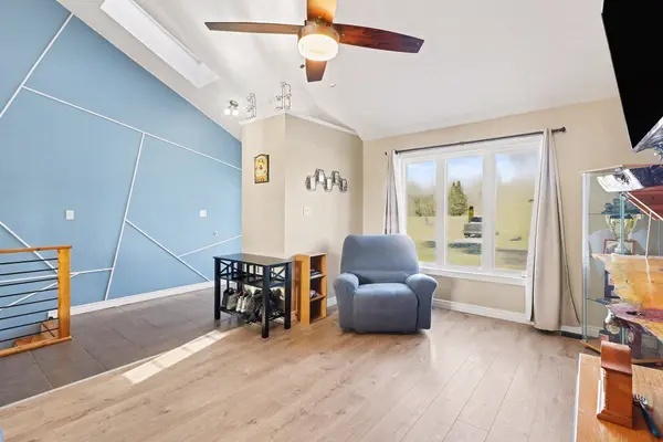 51 Marcel ST E, Russell, ON K0A 1W0