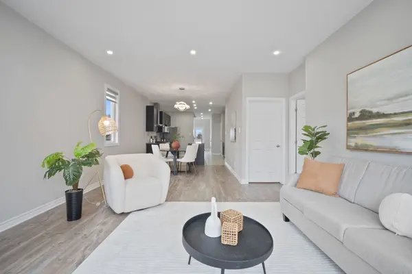 10 Kinetic WAY, Barrhaven, ON K2J 0C9