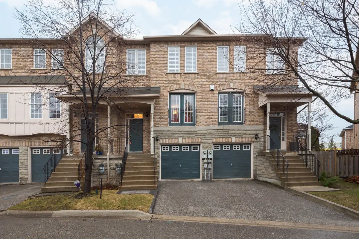 19 Foxchase AVE #37, Vaughan, ON L4L 9N1
