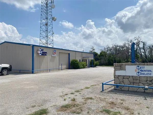 5050 Highway 67/377 N #377, Blanket, TX 76802