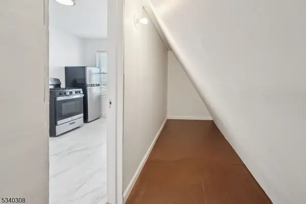 403 Abington Ave 3 #3, Bloomfield Twp., NJ 07003