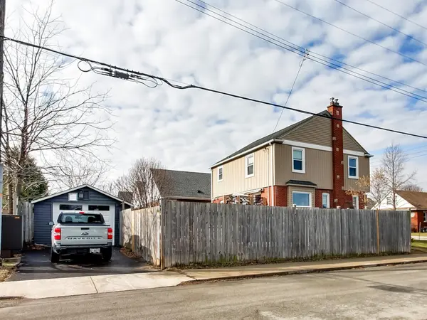 91 Weir ST S, Hamilton, ON L8K 3A8