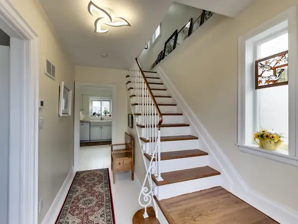 91 Weir ST S, Hamilton, ON L8K 3A8