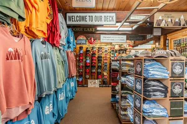 1141 Kennisis Lake RD, Dysart Et Al, ON K0M 1S0